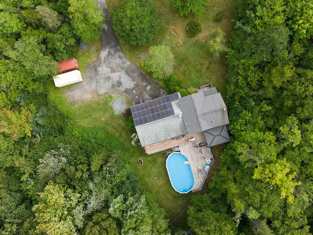 












10 Sylvania Terrace

,
Hammonds Plains,




NS
B3Z 1J1


