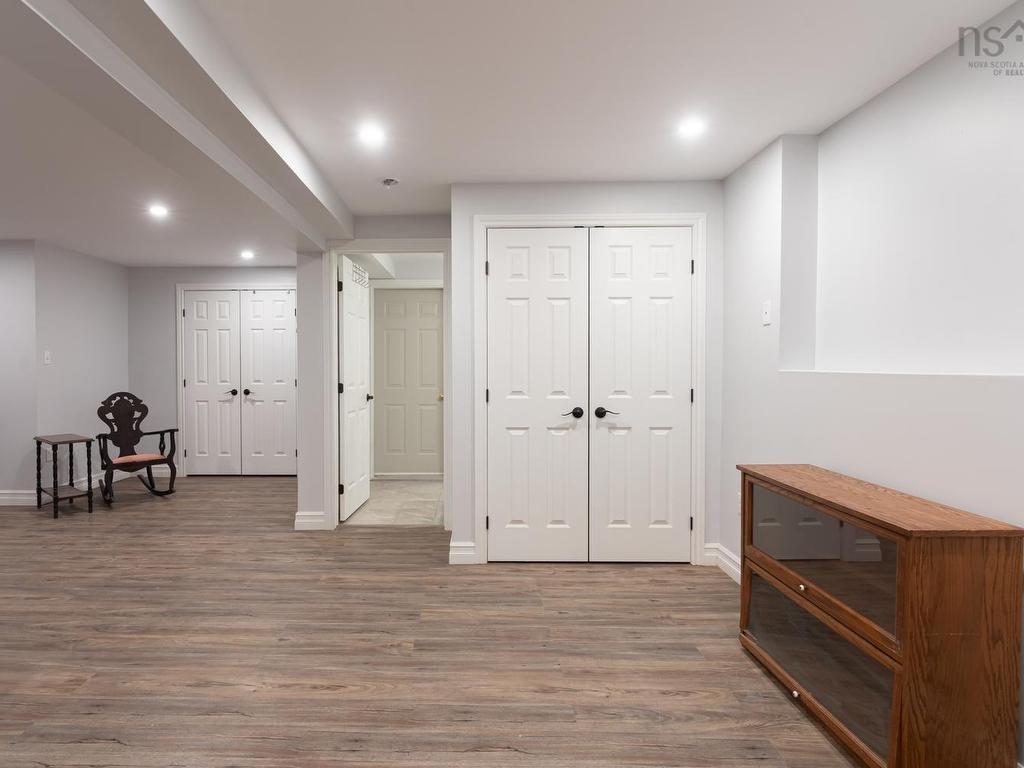 












10 Sylvania Terrace

,
Hammonds Plains,




NS
B3Z 1J1

