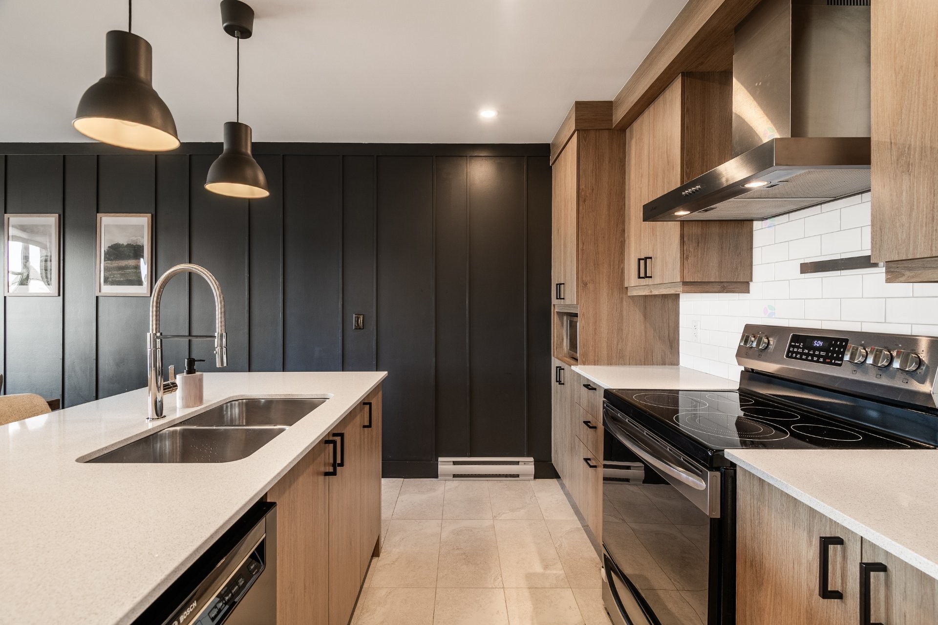 









3657


Rue du Granit

,
Carignan,




QC
J3L0Y5

