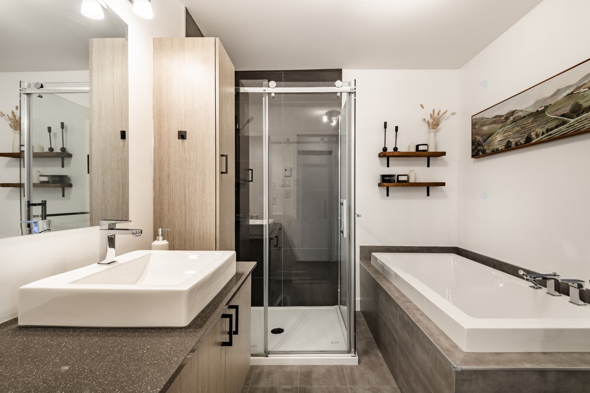 









3657


Rue du Granit

,
Carignan,




QC
J3L0Y5

