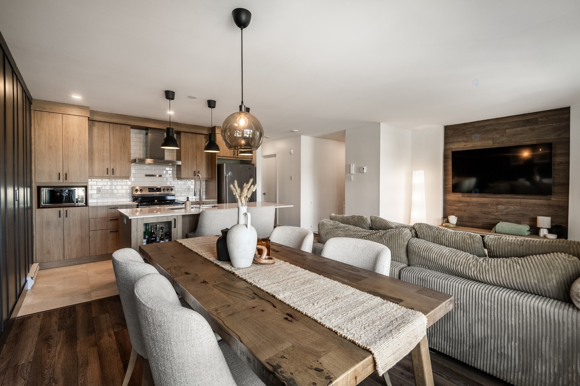 









3657


Rue du Granit

,
Carignan,




QC
J3L0Y5

