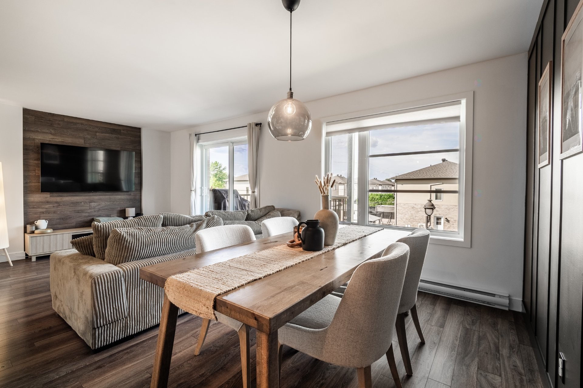 









3657


Rue du Granit

,
Carignan,




QC
J3L0Y5

