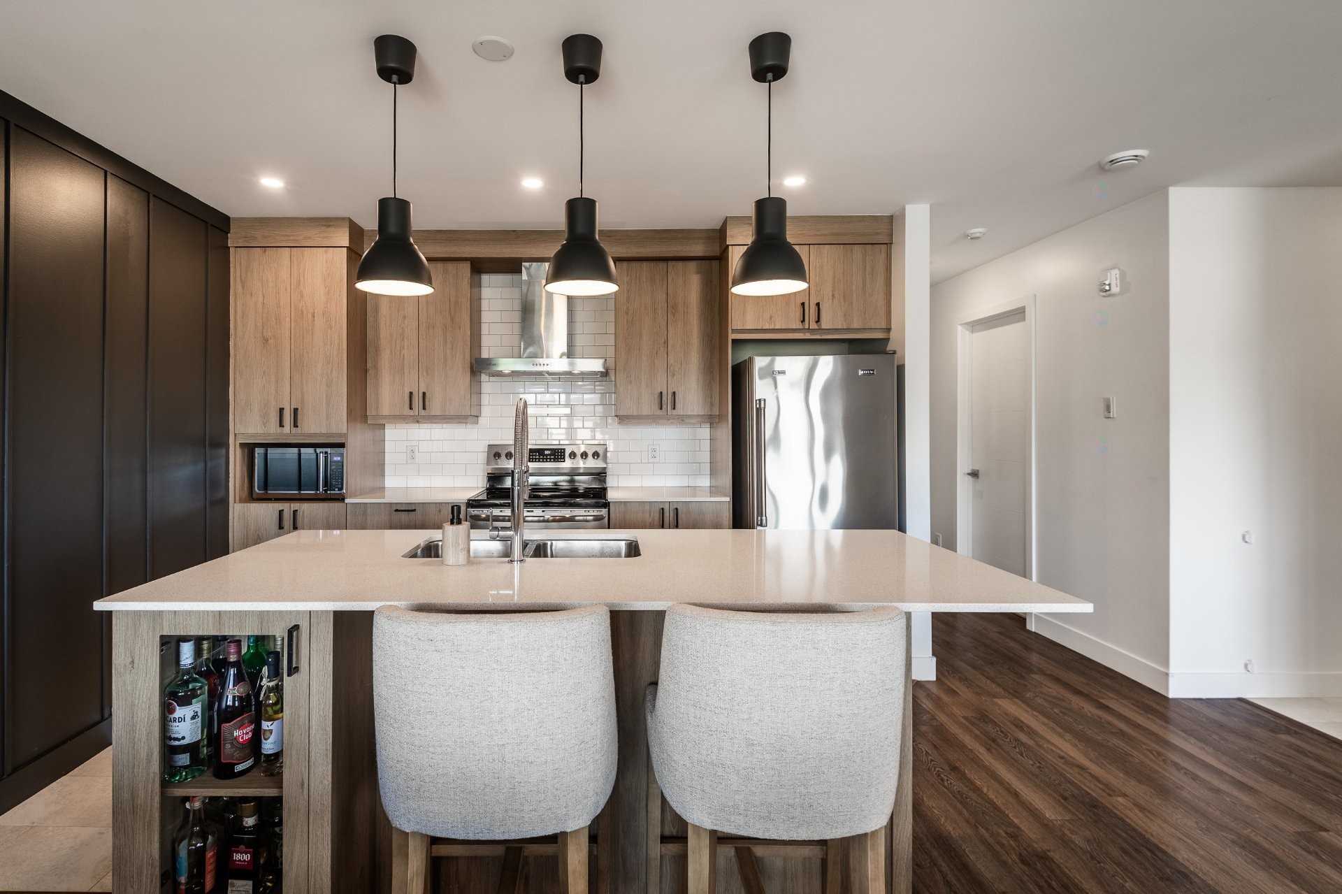 









3657


Rue du Granit

,
Carignan,




QC
J3L0Y5

