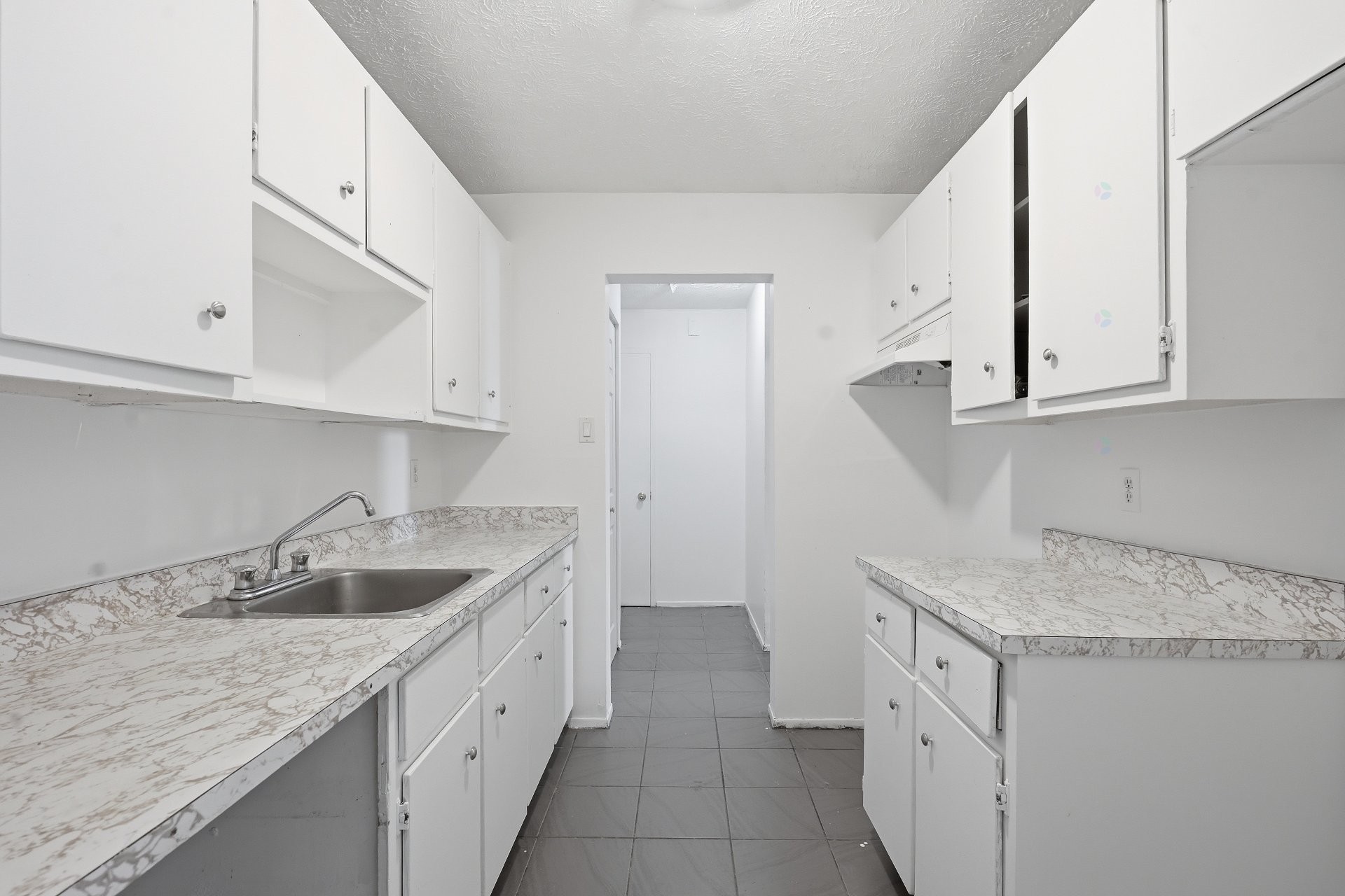 









4798


Rue de Gaspé

, 203,
Sherbrooke (Brompton/Rock Forest/Saint-Élie/Deauville),




QC
J1N2G5

