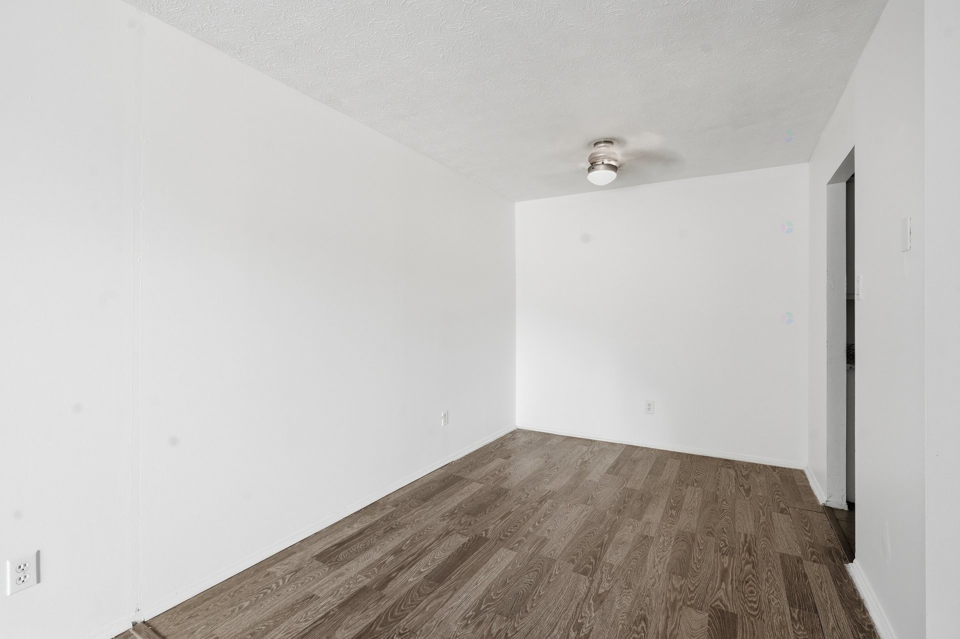 









4798


Rue de Gaspé

, 203,
Sherbrooke (Brompton/Rock Forest/Saint-Élie/Deauville),




QC
J1N2G5


