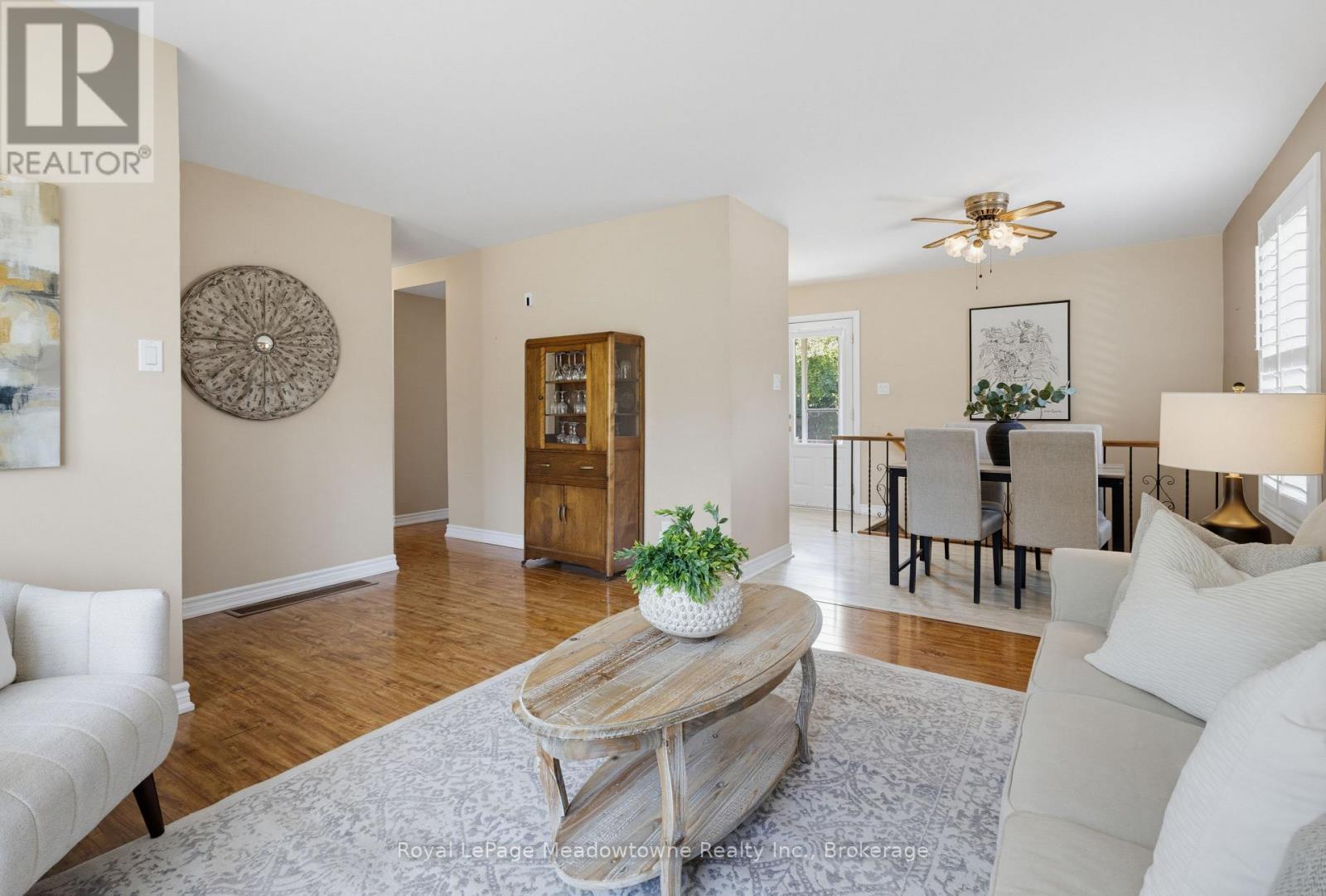 












228 BELL STREET

,
Milton (OM Old Milton),




Ontario
L9T2A9

