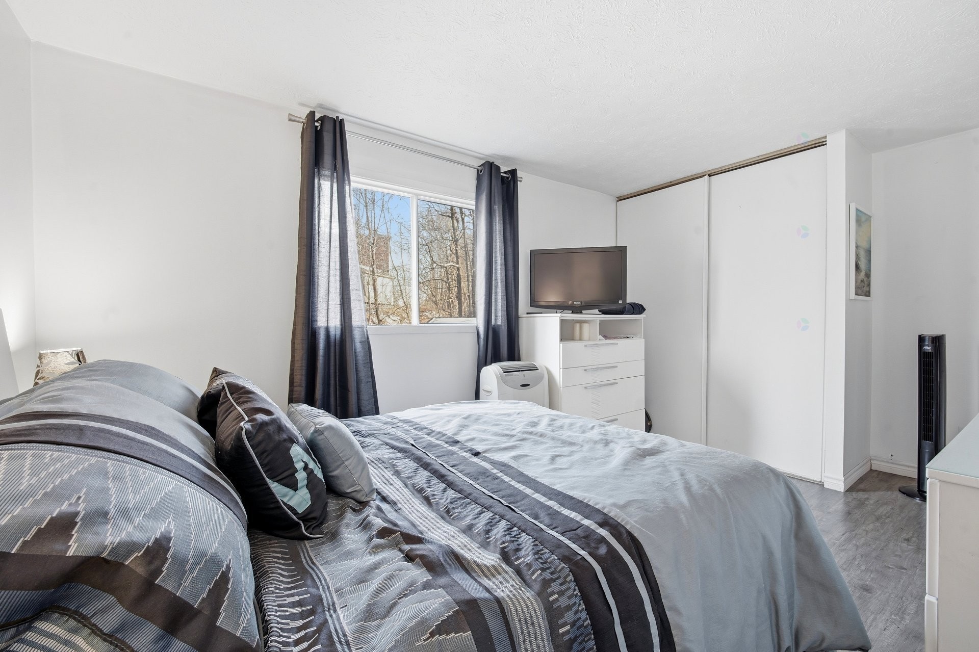 









4798


Rue de Gaspé

, 205,
Sherbrooke (Brompton/Rock Forest/Saint-Élie/Deauville),




QC
J1N2G5

