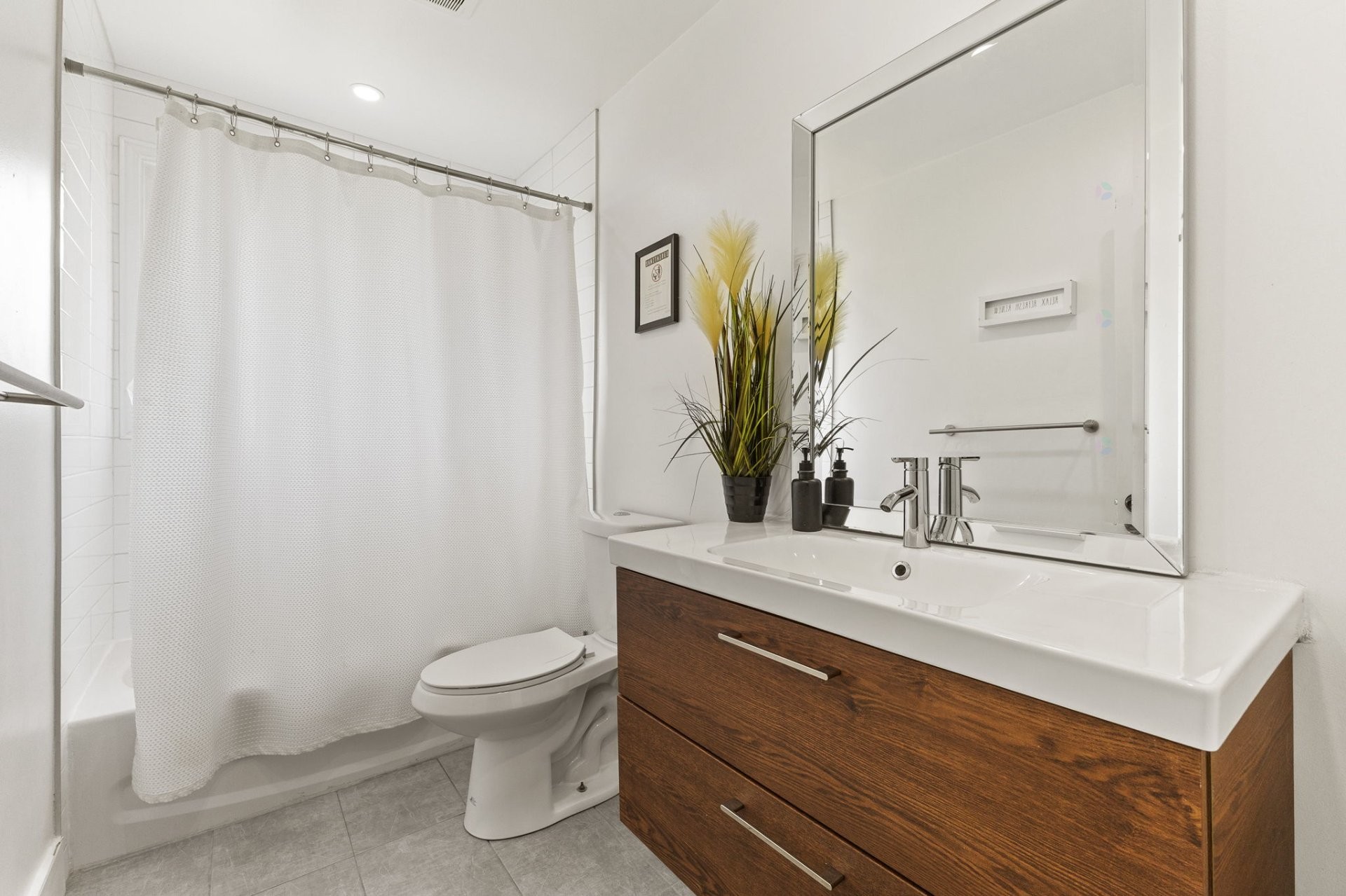 









340


Rue de Pointe-Gatineau

,
Gatineau (Gatineau),




QC
J8T2C1

