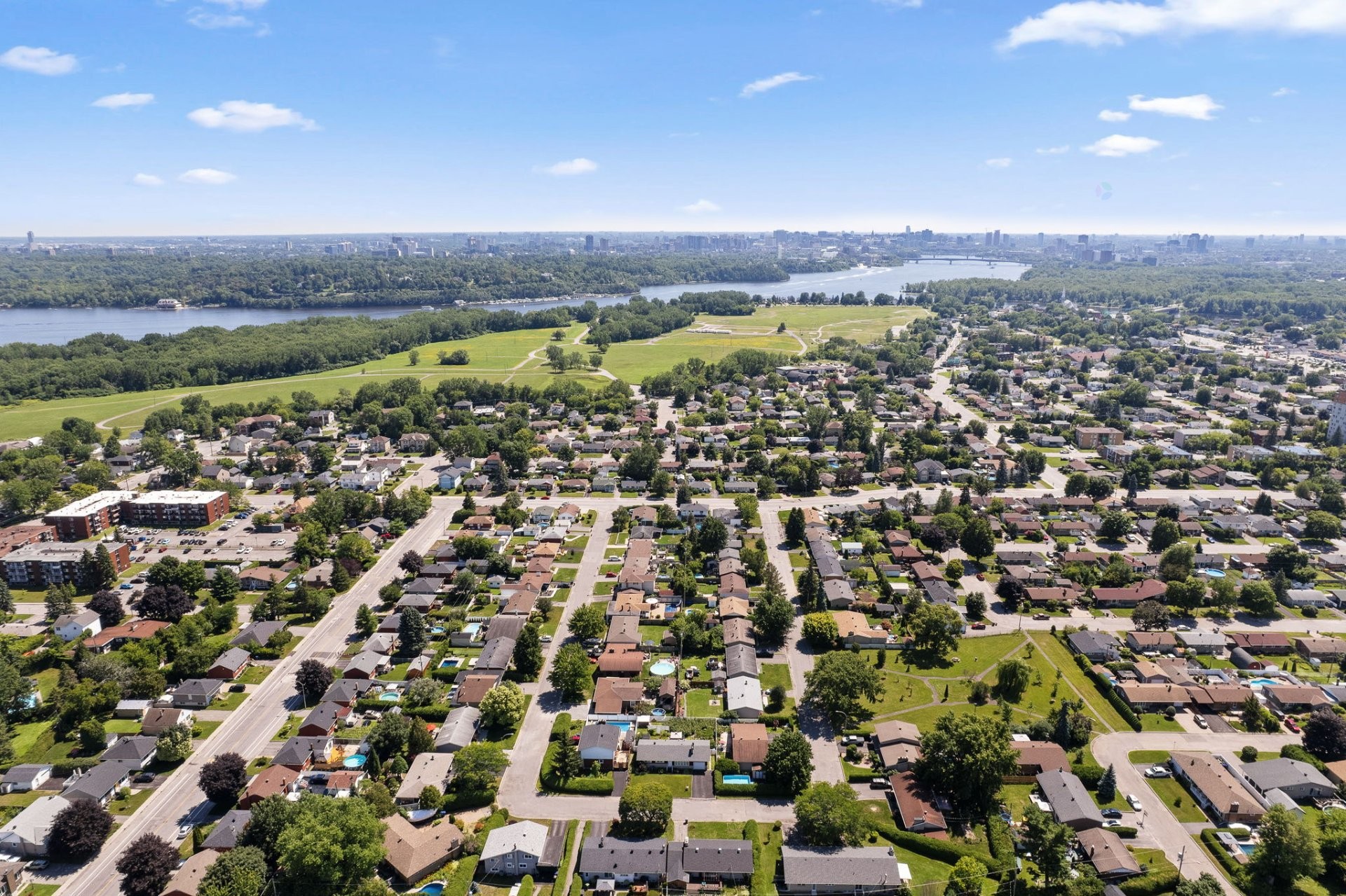 









340


Rue de Pointe-Gatineau

,
Gatineau (Gatineau),




QC
J8T2C1

