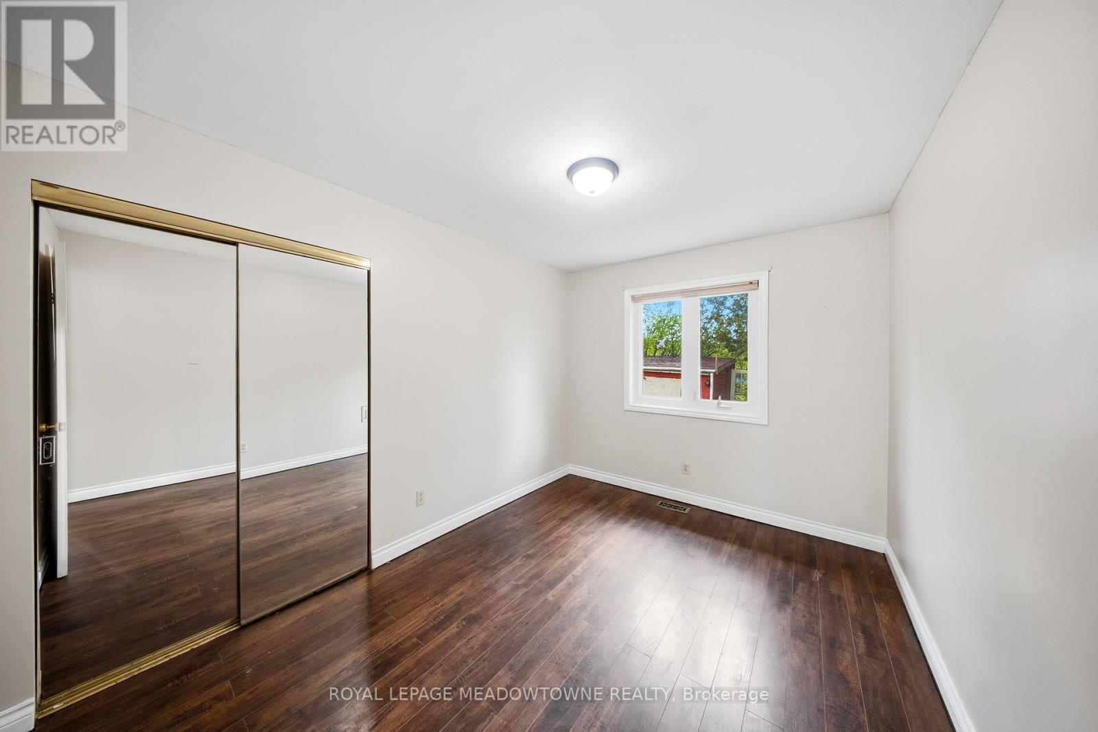 












9078 WELLINGTON RD 124

,
Erin,




Ontario
N1H6H7

