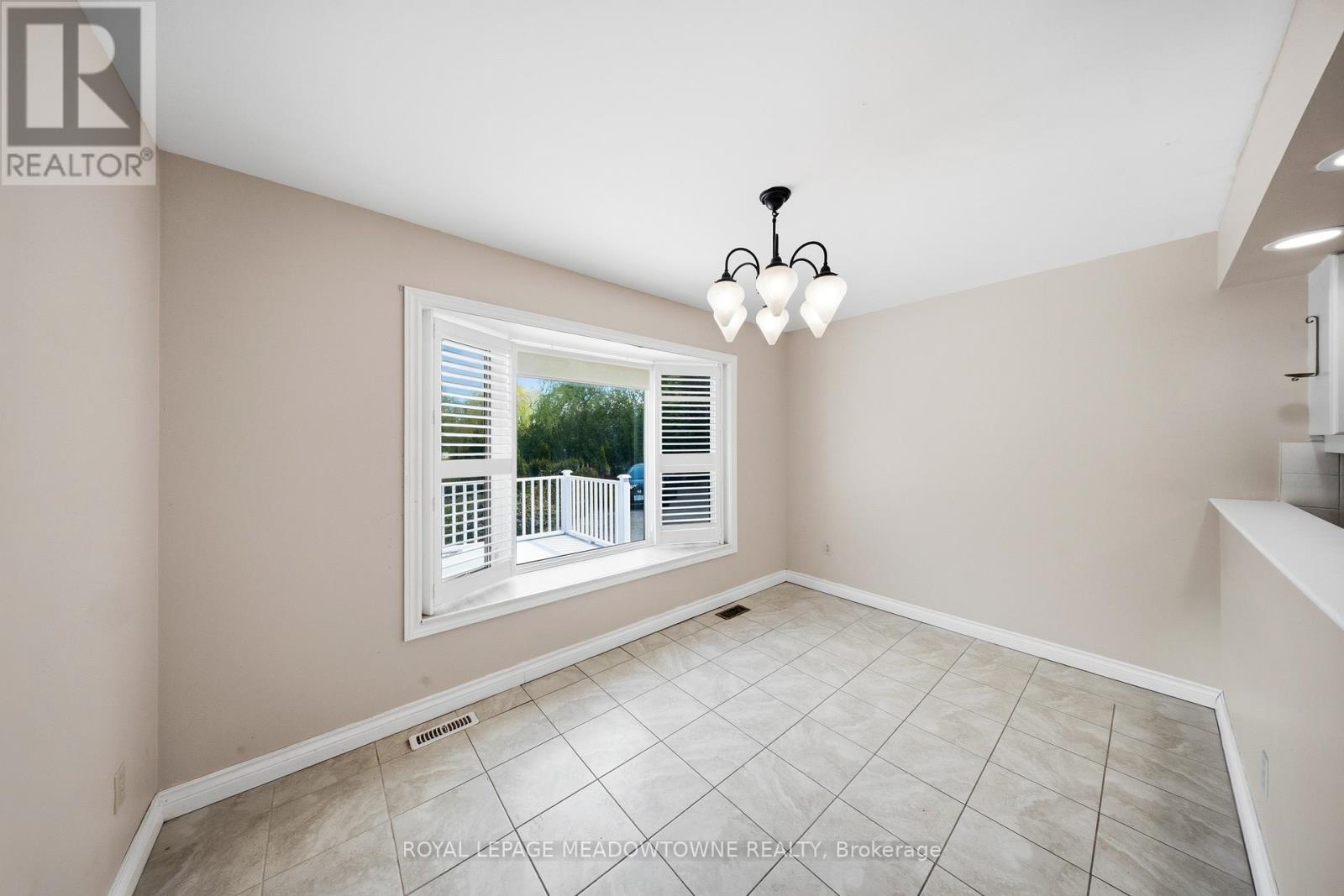 












9078 WELLINGTON RD 124

,
Erin,




Ontario
N1H6H7


