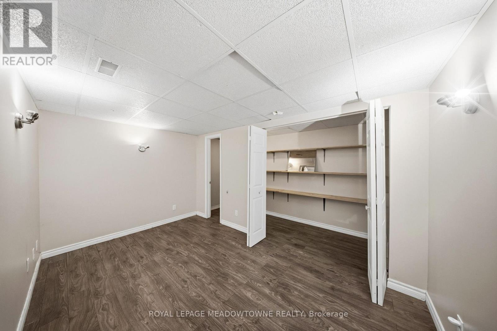 












9078 WELLINGTON RD 124

,
Erin,




Ontario
N1H6H7

