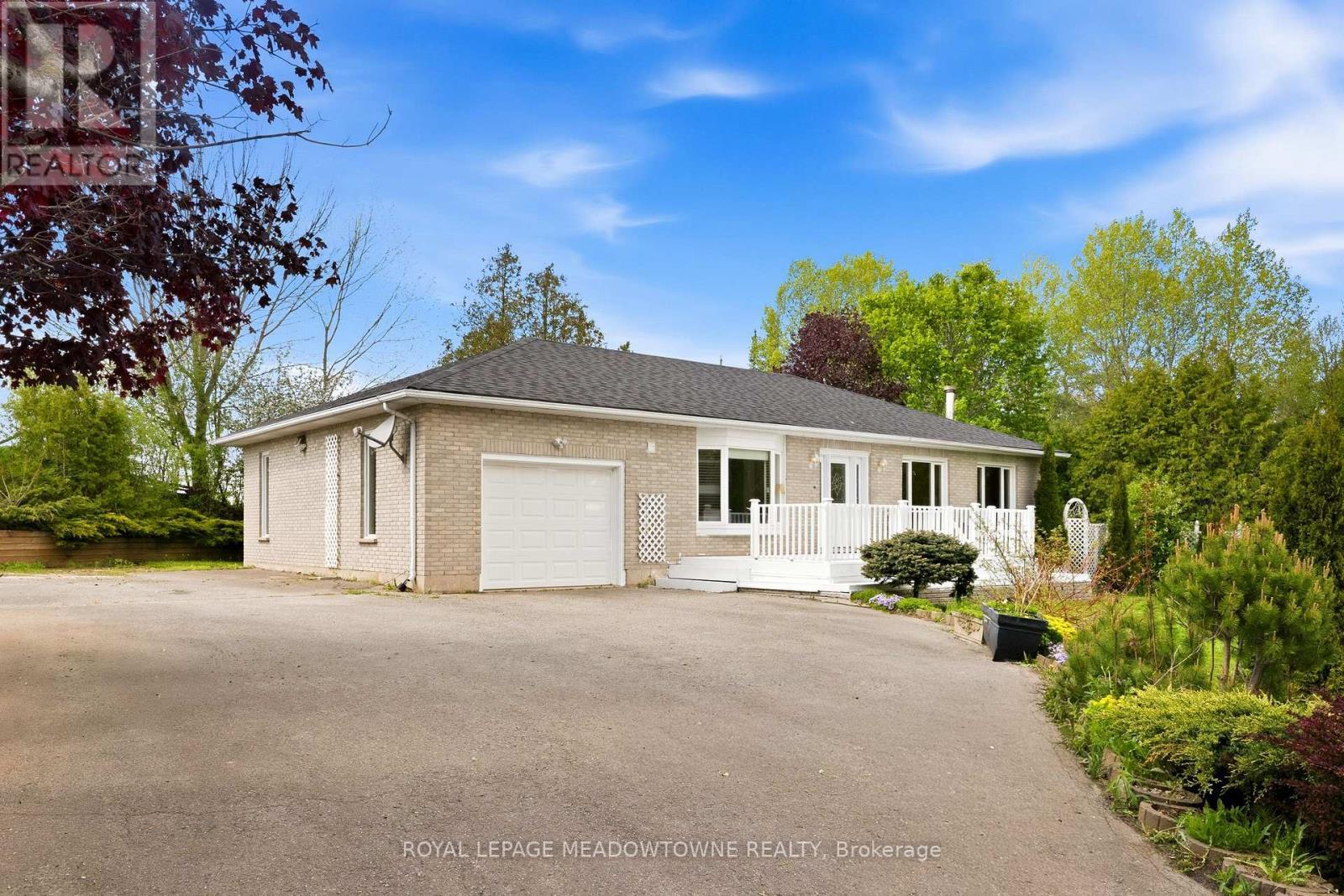 












9078 WELLINGTON RD 124

,
Erin,




Ontario
N1H6H7

