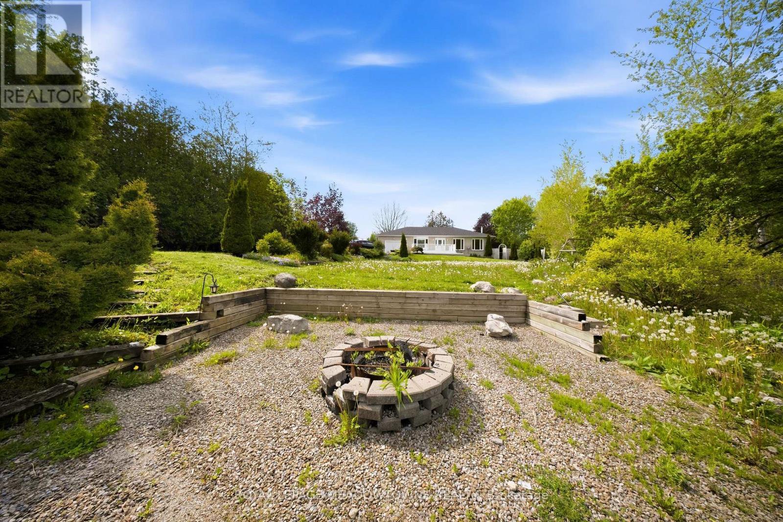 












9078 WELLINGTON RD 124

,
Erin,




Ontario
N1H6H7

