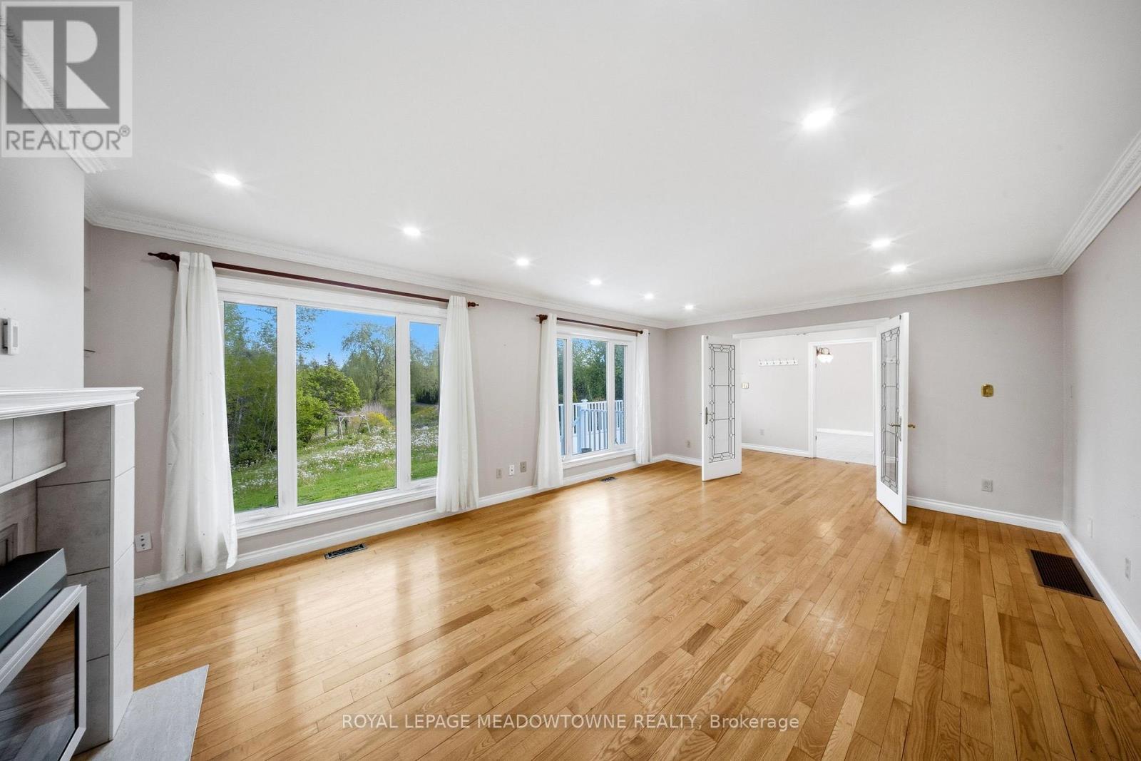 












9078 WELLINGTON RD 124

,
Erin,




Ontario
N1H6H7


