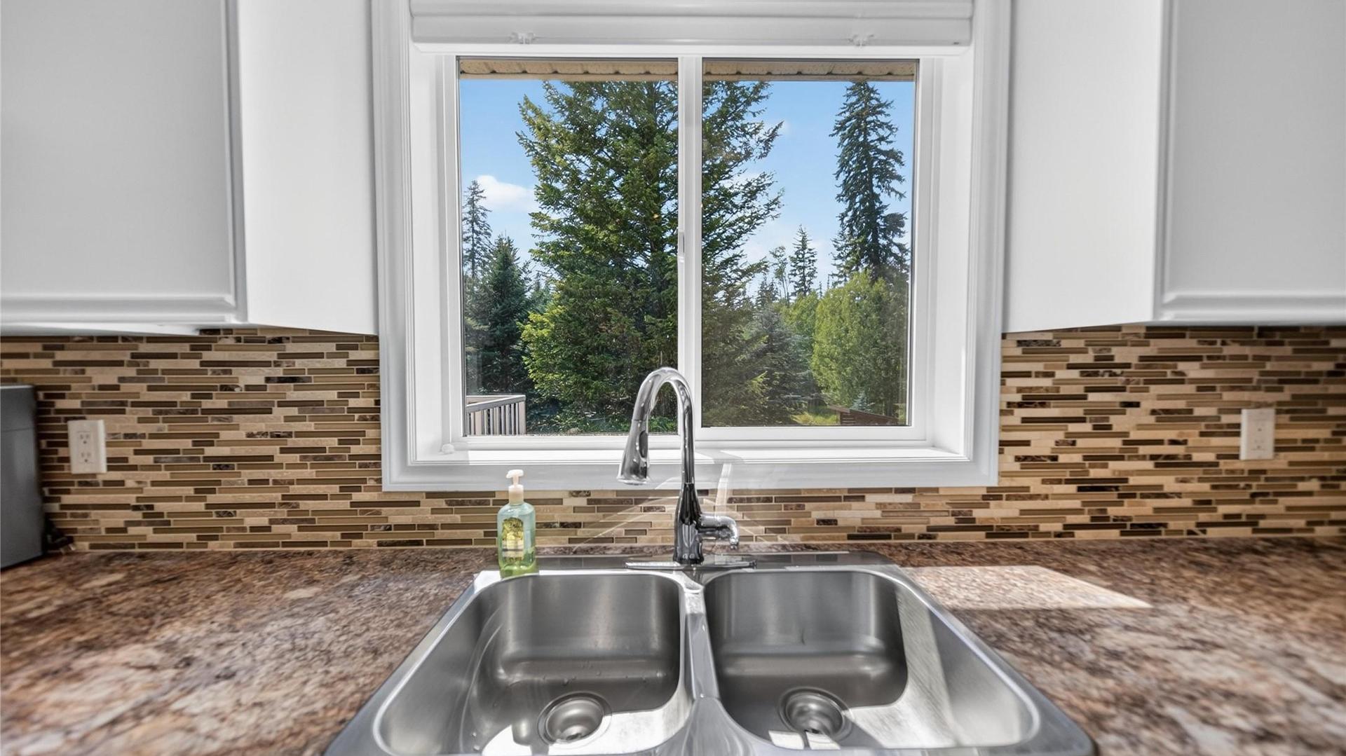 









6799


Rosen Lake

Road,
Jaffray,




BC
V0B 1T0

