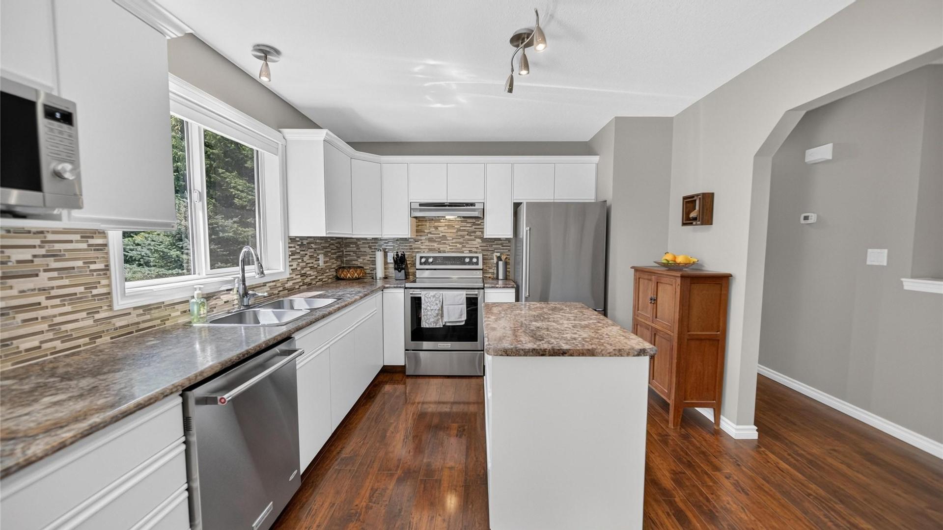 









6799


Rosen Lake

Road,
Jaffray,




BC
V0B 1T0


