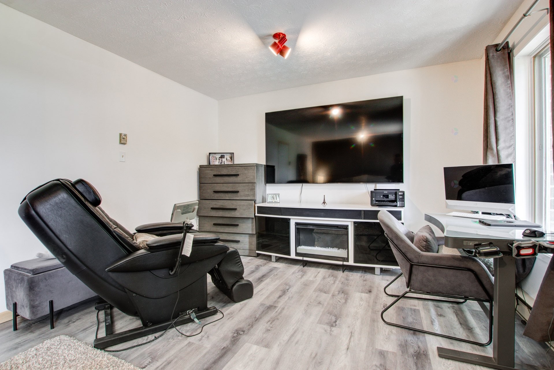 









38


Rue Carmen

,
Granby,




QC
J4J2A9

