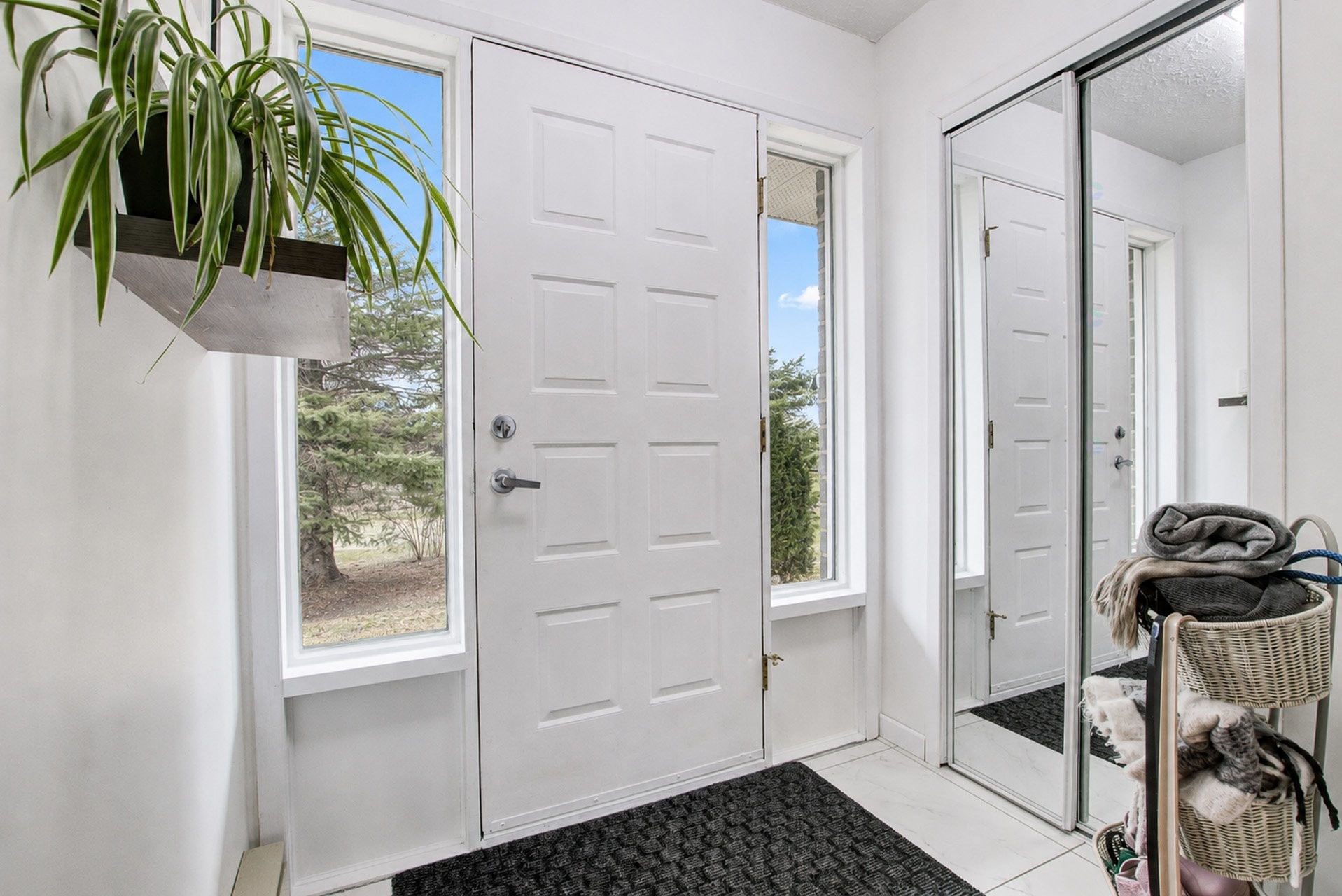 









38


Rue Carmen

,
Granby,




QC
J4J2A9

