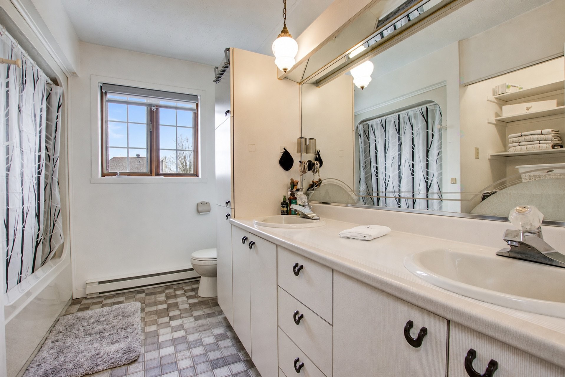 









38


Rue Carmen

,
Granby,




QC
J4J2A9

