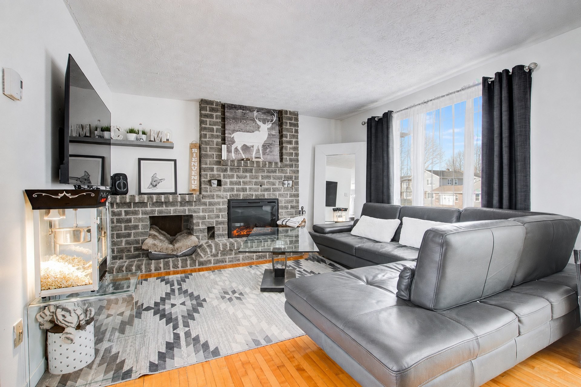 









38


Rue Carmen

,
Granby,




QC
J4J2A9

