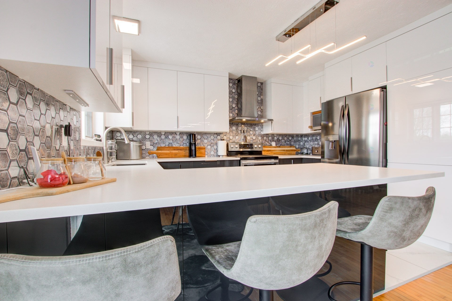 









38


Rue Carmen

,
Granby,




QC
J4J2A9

