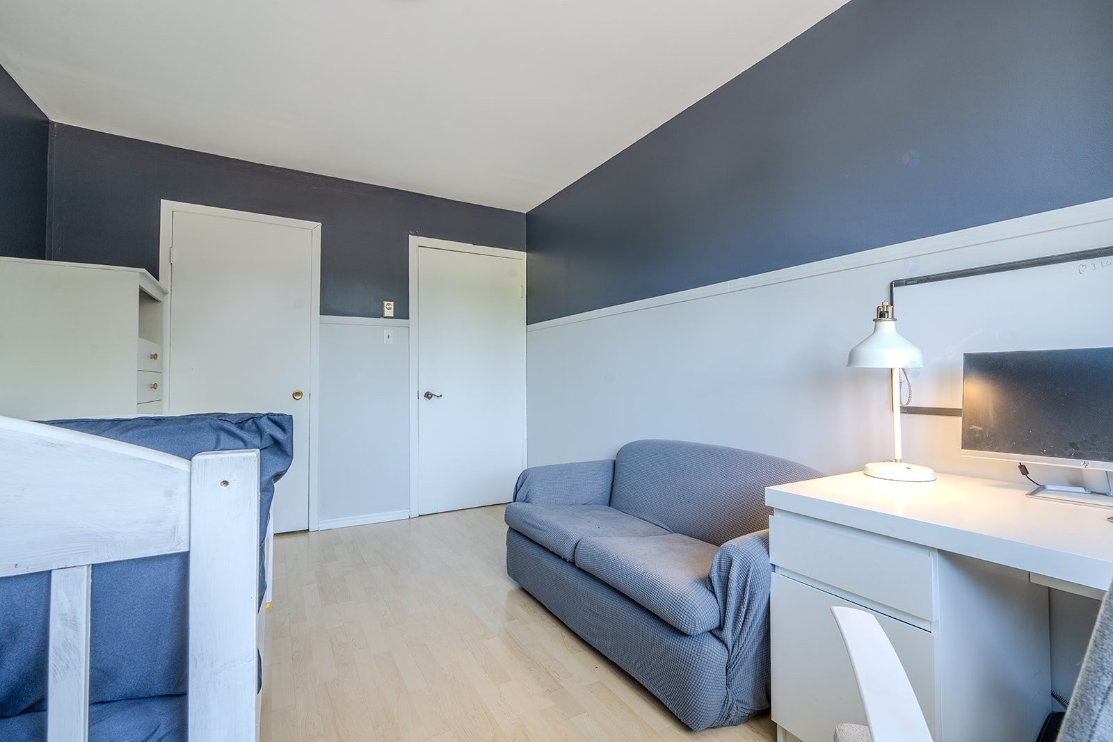 









229

 - 235


Rue Valmont

,
Repentigny (Repentigny),




QC
J5Y1S6

