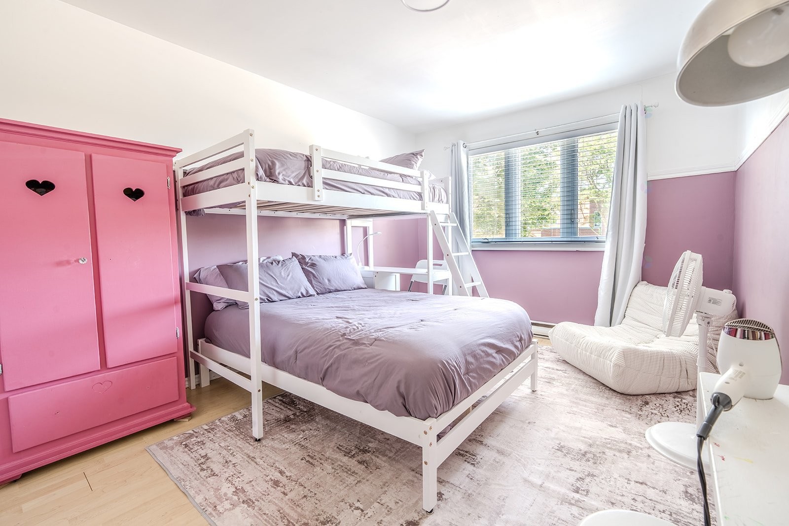 









229

 - 235


Rue Valmont

,
Repentigny (Repentigny),




QC
J5Y1S6

