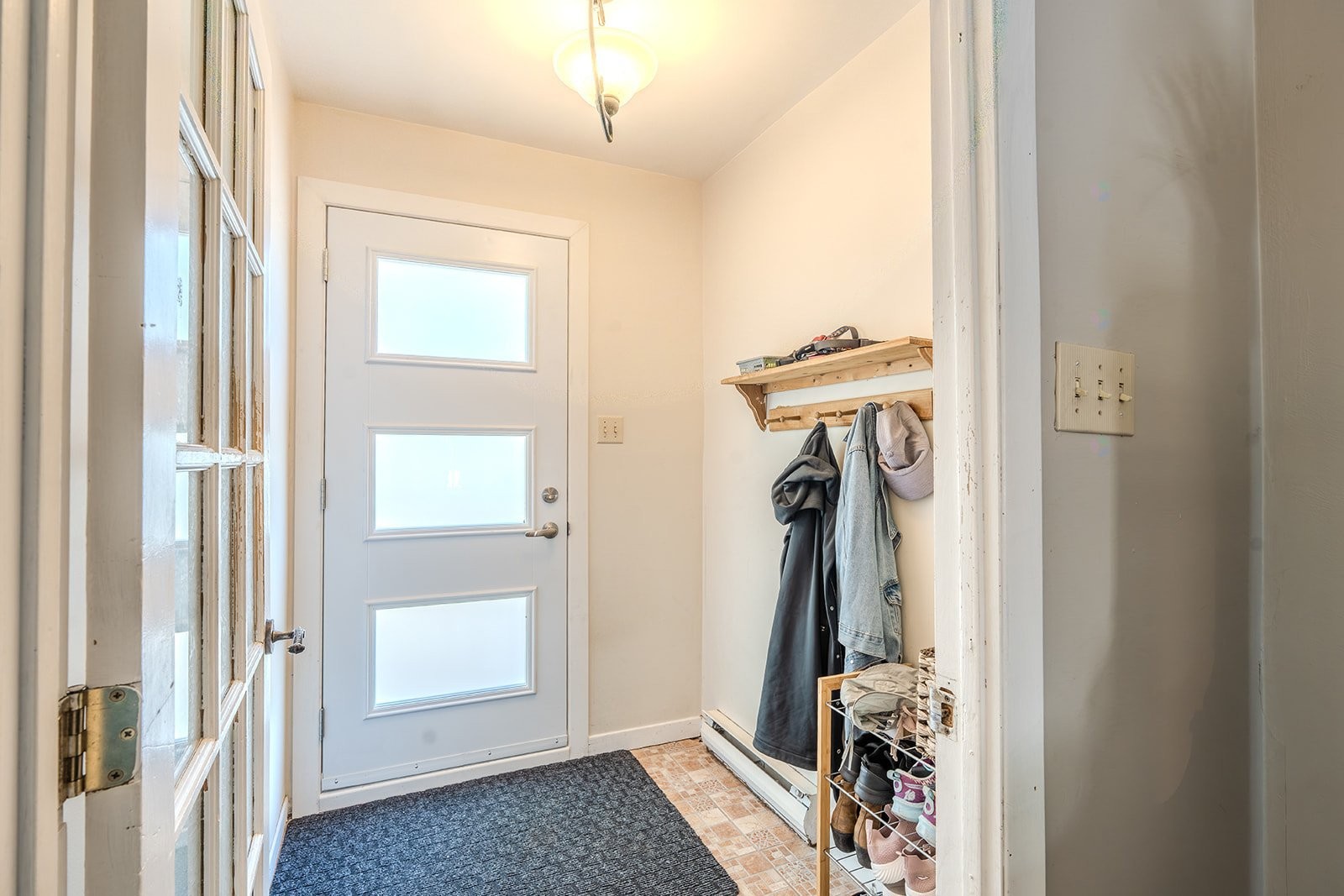 









229

 - 235


Rue Valmont

,
Repentigny (Repentigny),




QC
J5Y1S6

