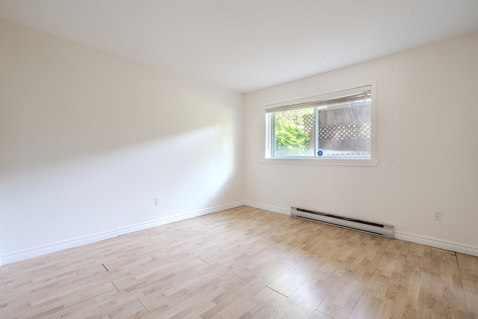 









229

 - 235


Rue Valmont

,
Repentigny (Repentigny),




QC
J5Y1S6

