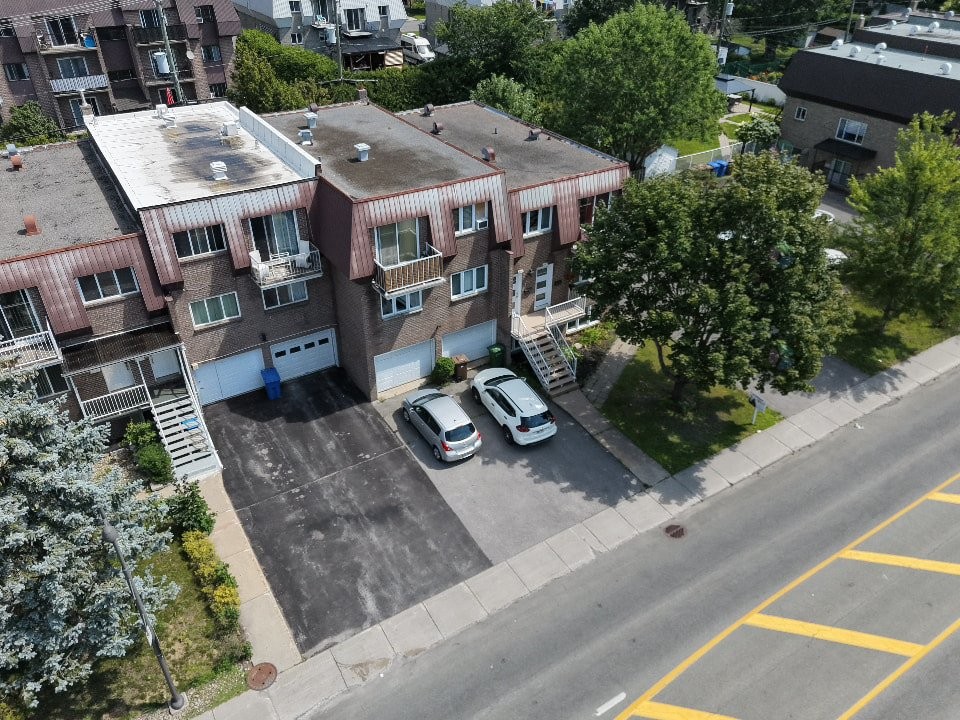 









229

 - 235


Rue Valmont

,
Repentigny (Repentigny),




QC
J5Y1S6

