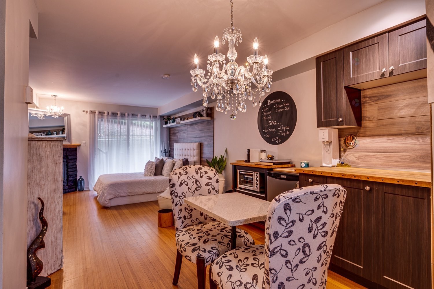 









570


Ch. des Frênes

, 3108,
Piedmont,




QC
J0R1K0

