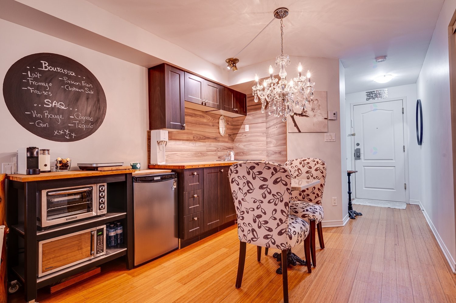 









570


Ch. des Frênes

, 3108,
Piedmont,




QC
J0R1K0

