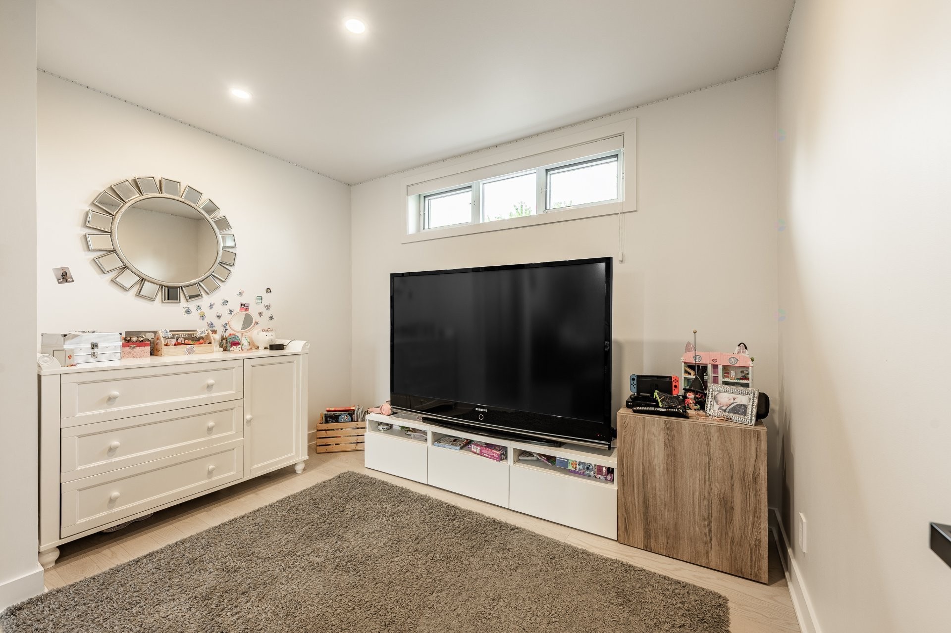 









15


Rue Besset

,
Saint-Mathias-sur-Richelieu,




QC
J3L6A3

