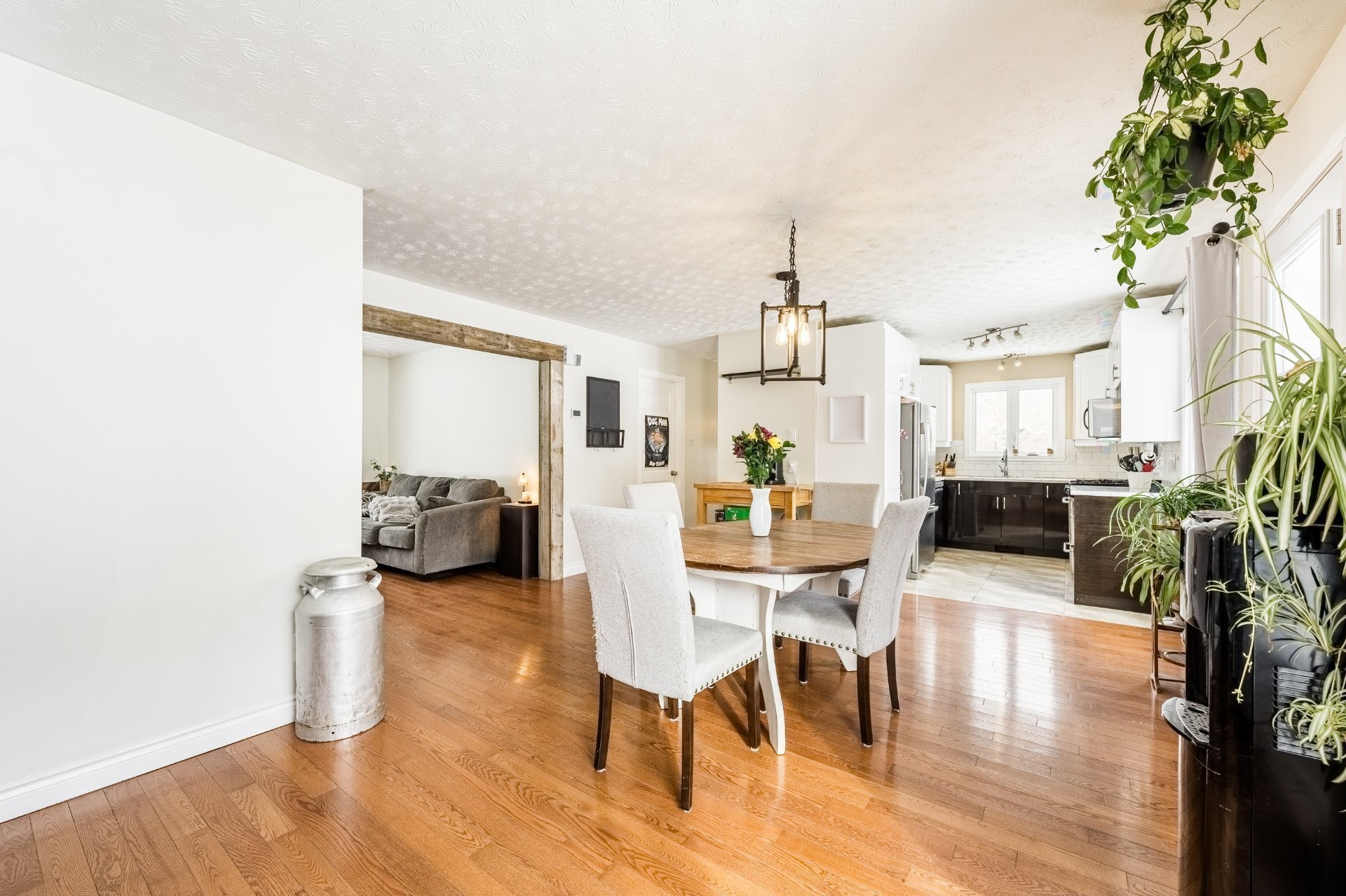 









1435


Ch. Delorme

,
Farnham,




QC
J2N2P9

