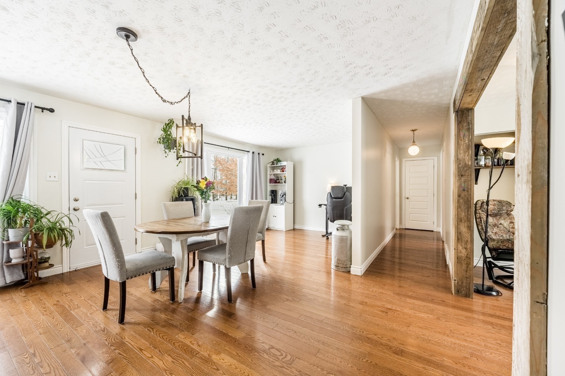 









1435


Ch. Delorme

,
Farnham,




QC
J2N2P9

