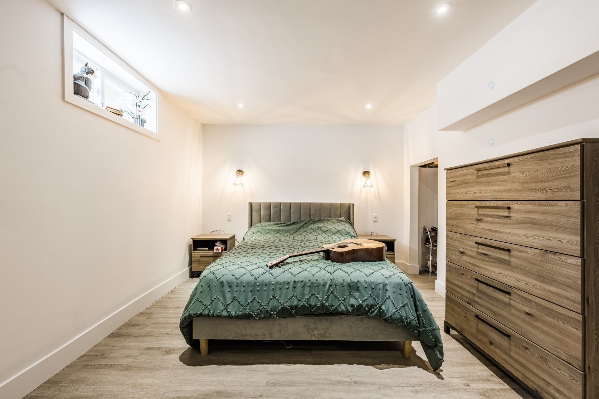 









1435


Ch. Delorme

,
Farnham,




QC
J2N2P9

