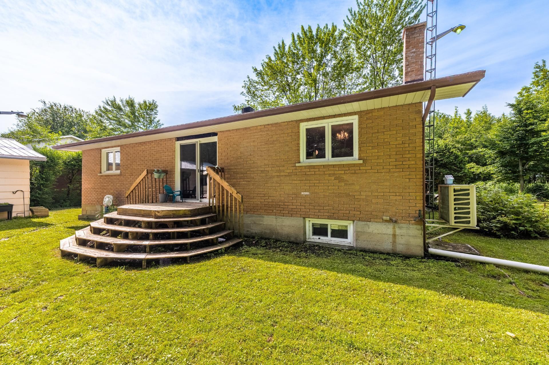 









1435


Ch. Delorme

,
Farnham,




QC
J2N2P9

