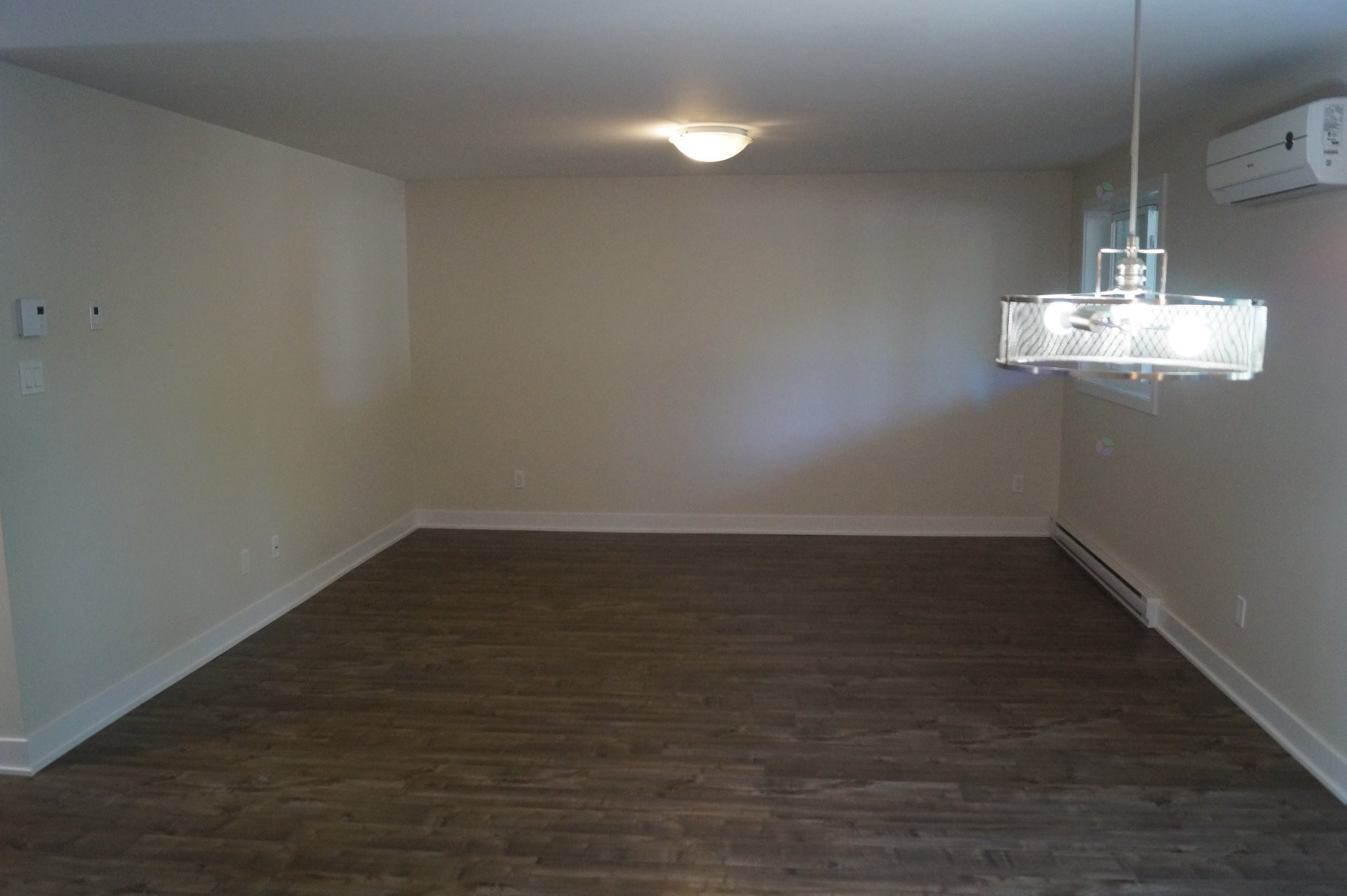 









78


Rue Moreau

, 102,
Saint-Jean-sur-Richelieu,




QC
J2W2G8

