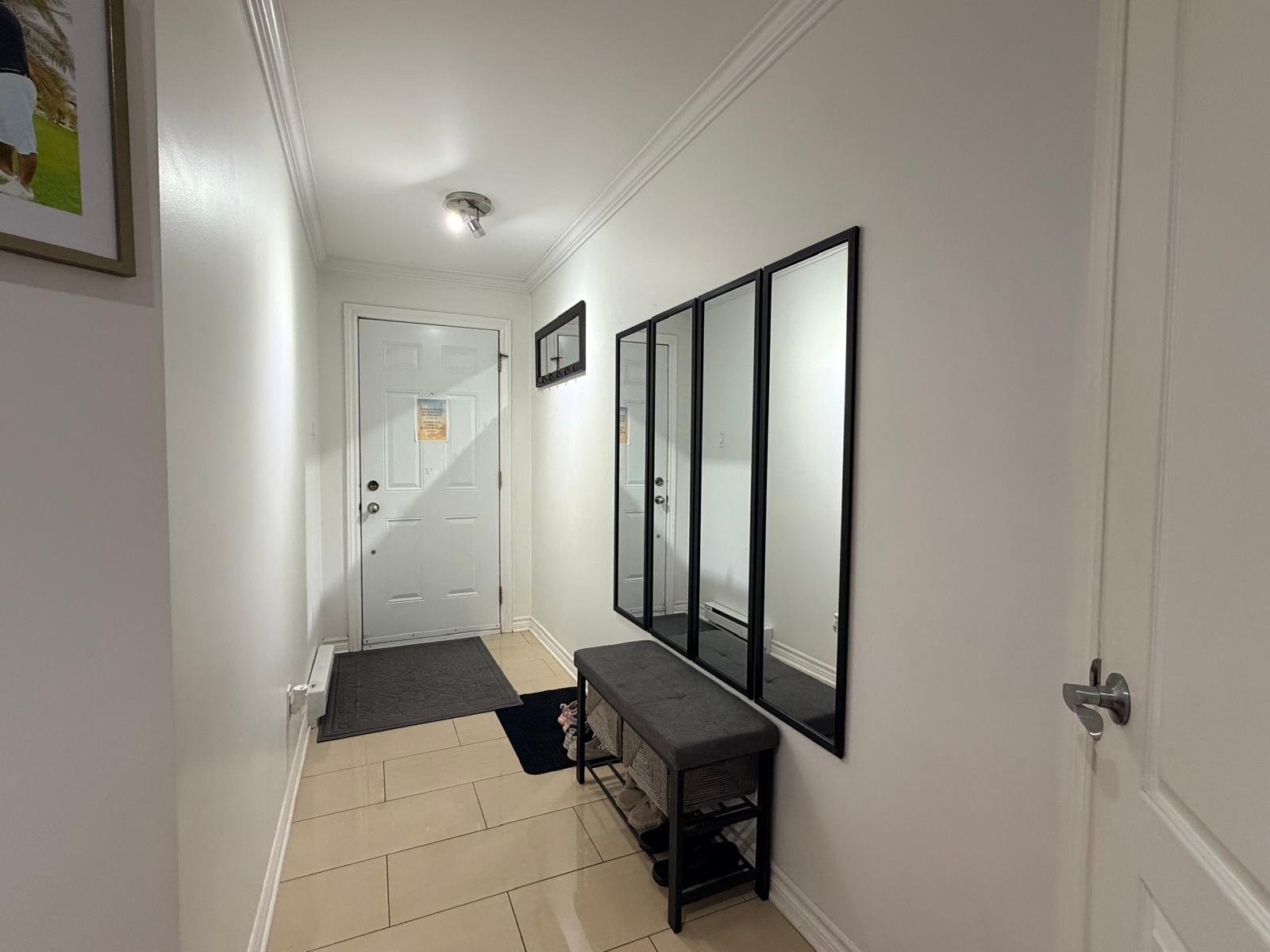 









2072


Rue de Castellane

,
Laval (Vimont),




QC
H7K0A4

