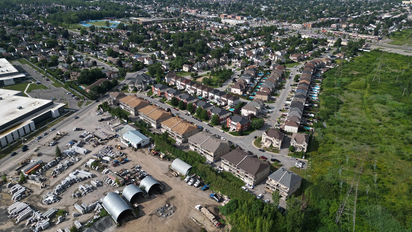 









2072


Rue de Castellane

,
Laval (Vimont),




QC
H7K0A4

