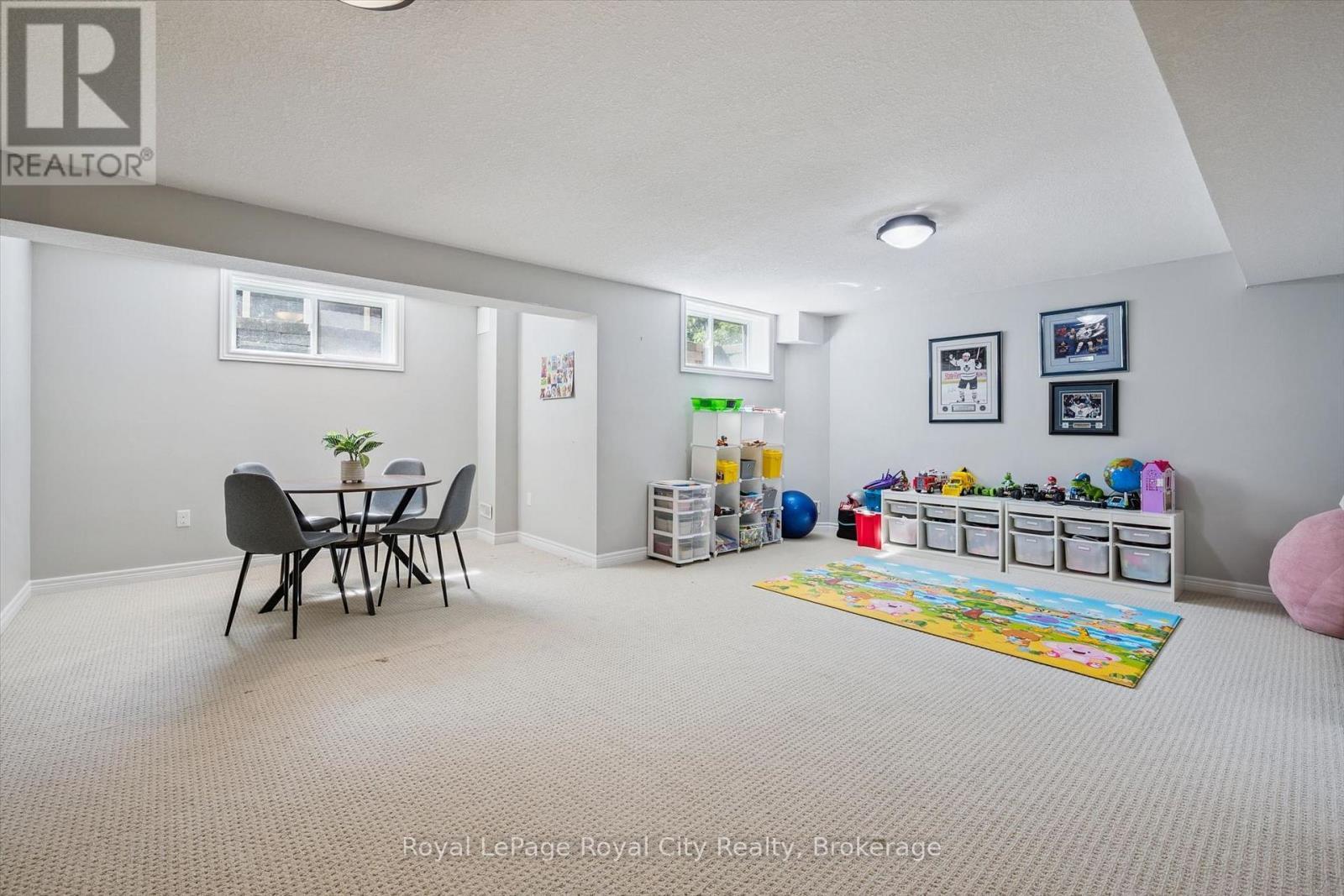 












133 COOKS MILL ROAD

,
Puslinch,




Ontario
N1L0N9

