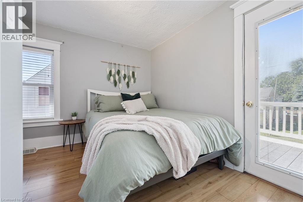 












332 JANE Street

,
Palmerston,




Ontario
N0G2P0


