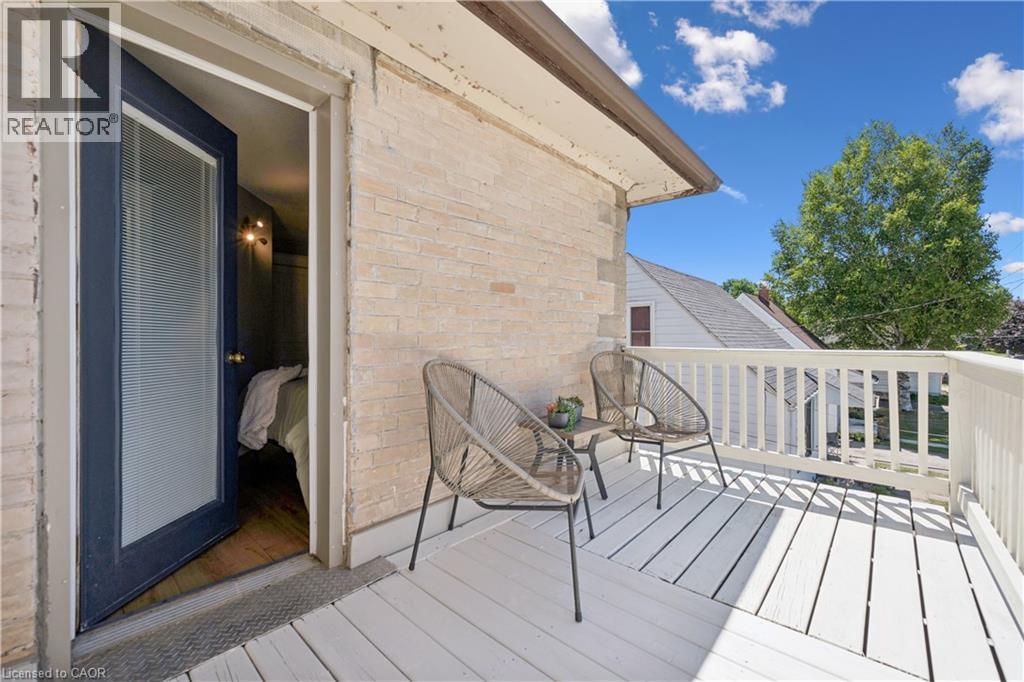 












332 JANE Street

,
Palmerston,




Ontario
N0G2P0

