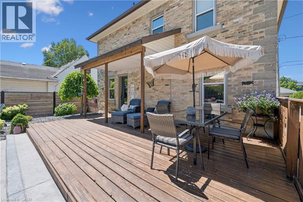 












332 JANE Street

,
Palmerston,




Ontario
N0G2P0


