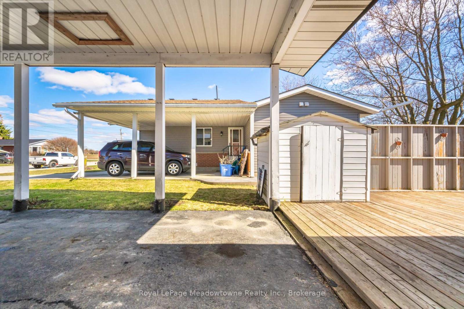 












680 RAGLAN STREET

,
Minto (Palmerston),




Ontario
N0G2P0

