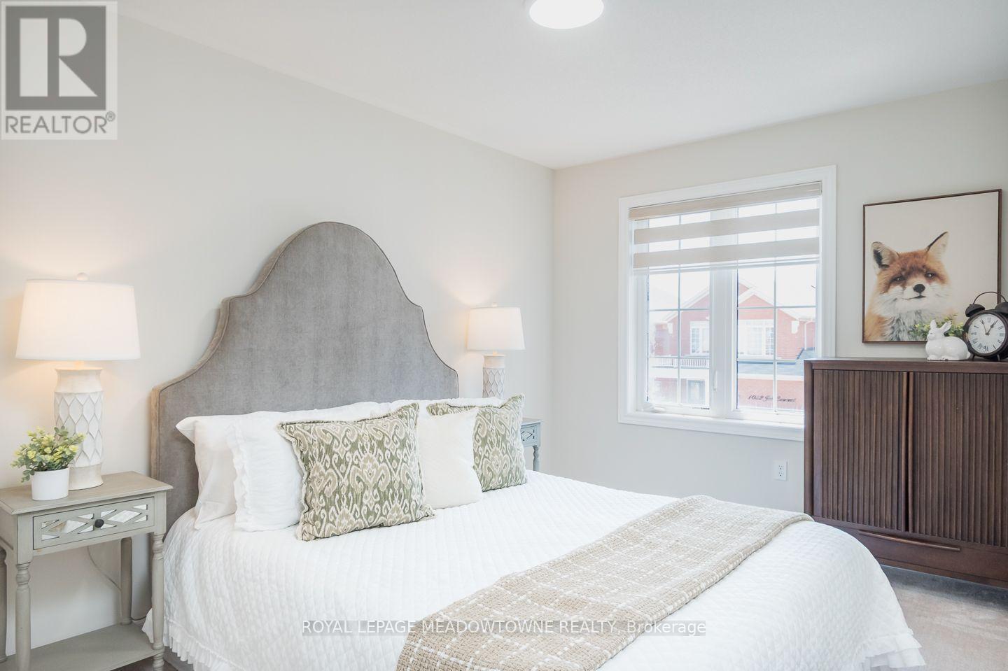 












1079 JOB CRESCENT

,
Milton,




Ontario
L9T8V5

