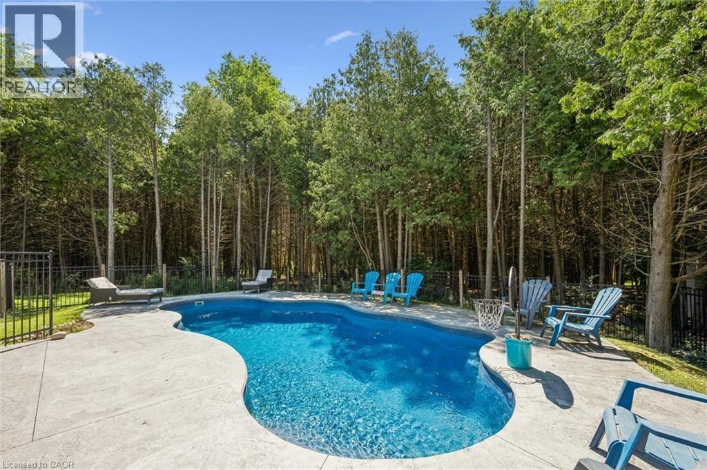 












133 COOK'S MILL Road

,
Puslinch,




Ontario
N0B2J0

