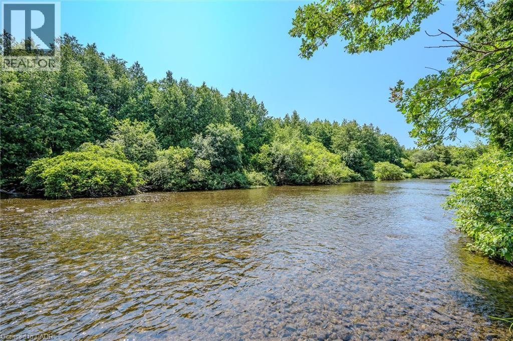 












133 COOK'S MILL Road

,
Puslinch,




Ontario
N0B2J0

