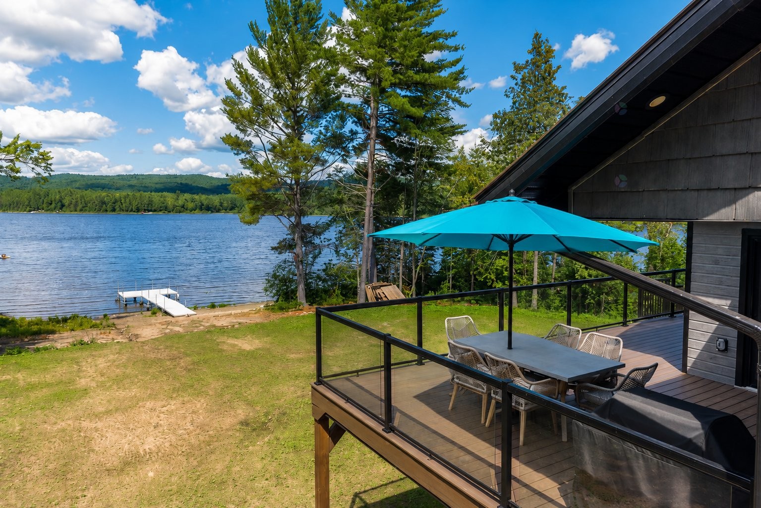 









219


Ch. Tripp

,
Sheenboro,




QC
J0X2Z0

